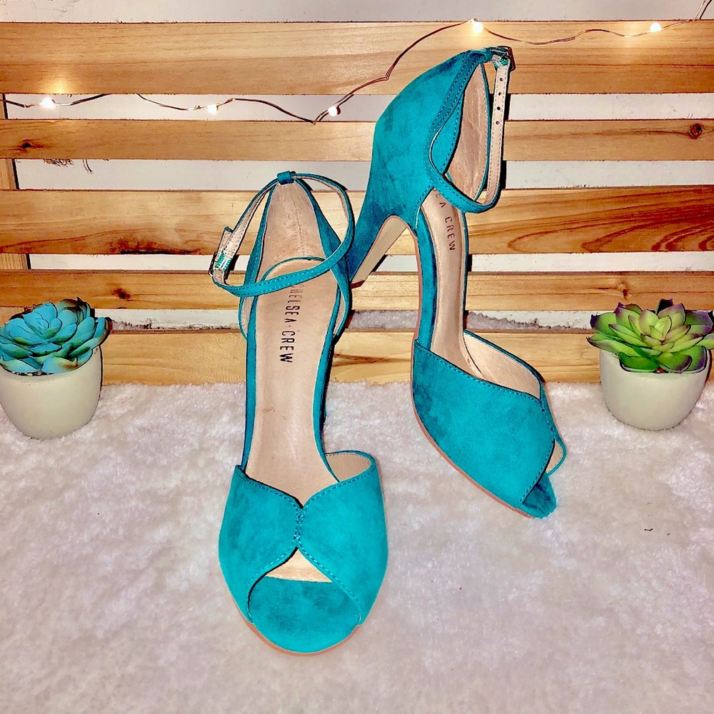 Chelsea Crew Lola 7 Turquoise Open Toe Heels